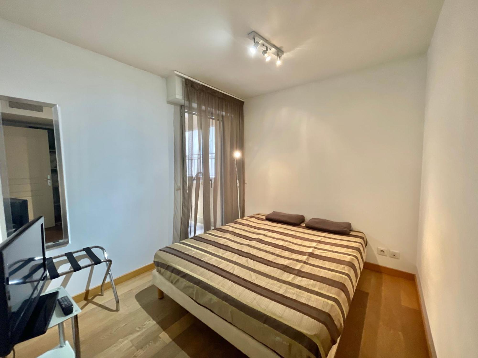 Le Vieux Port Apartments Cannes Exterior photo