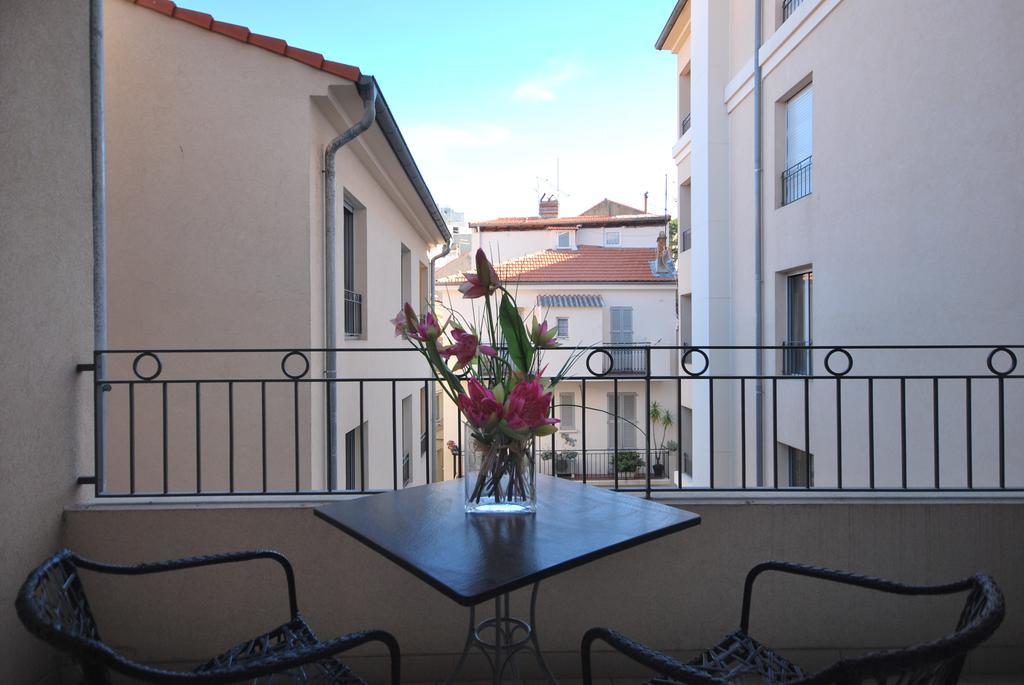 Le Vieux Port Apartments Cannes Exterior photo