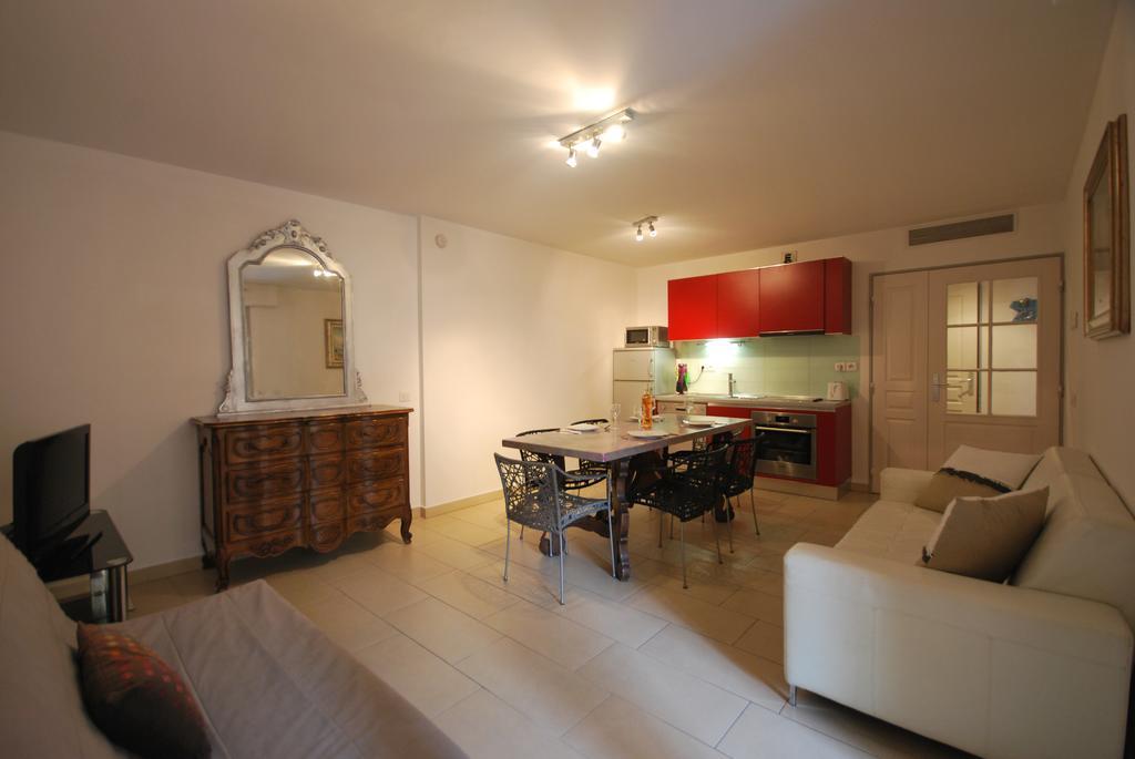 Le Vieux Port Apartments Cannes Exterior photo